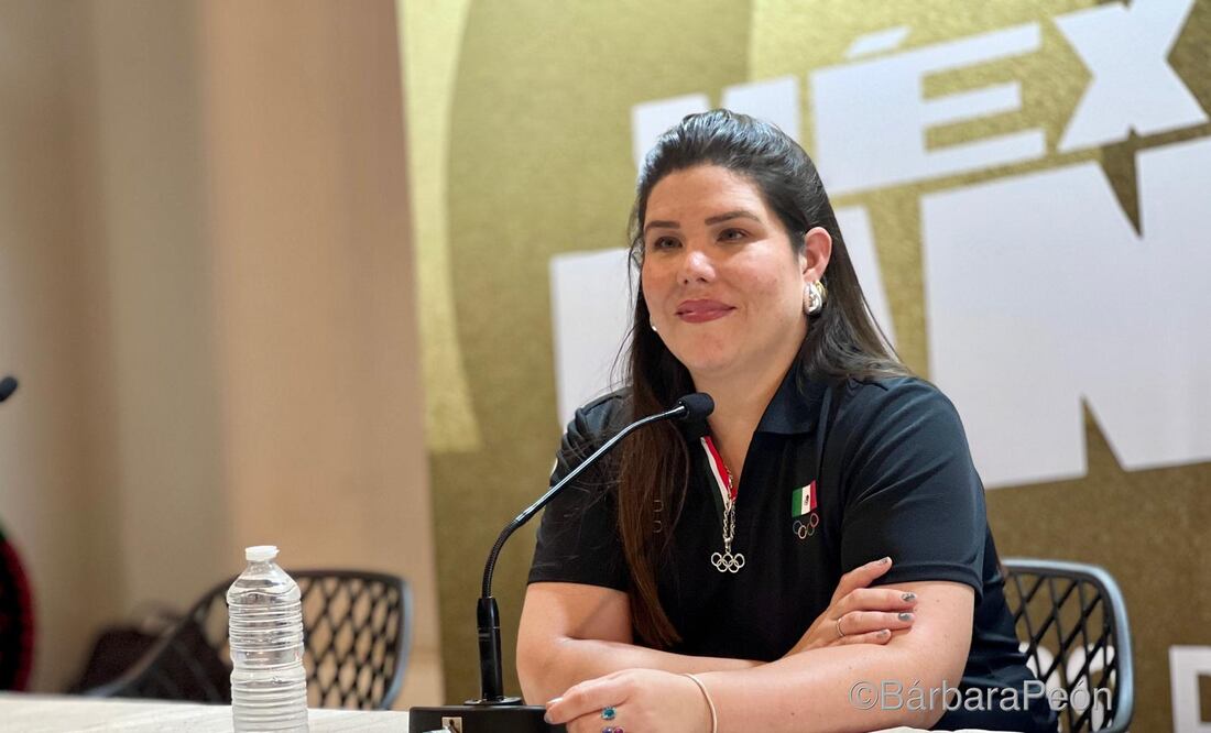 En el vibrante escenario de Casa México, la tiradora olímpica mexicana Alejandra Zavala, se presentó ante los medios de comunicación en una conferencia de prensa que capturó la atención de todos los presentes I Foto: @BarbaraPeon