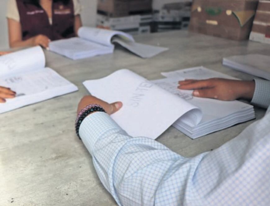 Los adeudos por cinco mil millones de pesos, corresponden a la omisión de pagos de cuotas.