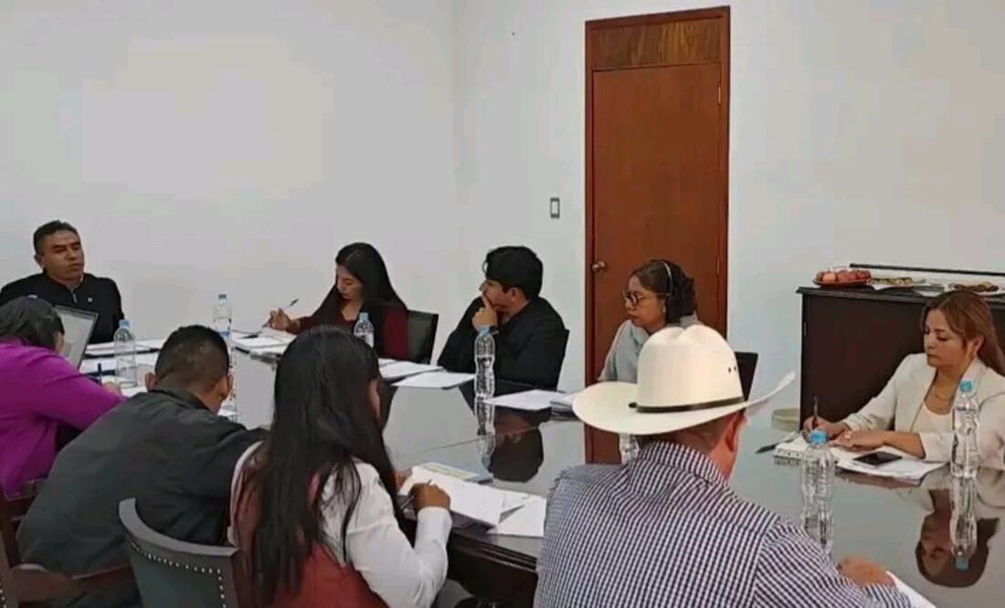 El alcalde de Alfajayucan, Julio Agustín Cruz Tovar, informó sobre la conformación de las comisiones al interior del Ayuntamiento de Alfajayucan I Foto: Especial