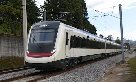 Gobierno federal operará el Tren Felipe Ángeles tras acuerdo con CAF