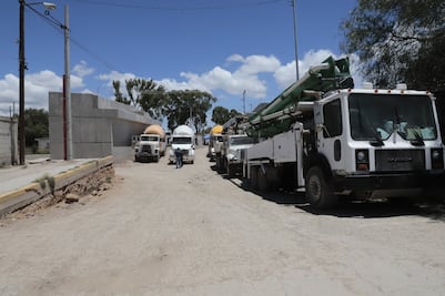 Suman dos días de bloqueo en obras del tren AIFA-Pachuca en Mineral de la Reforma