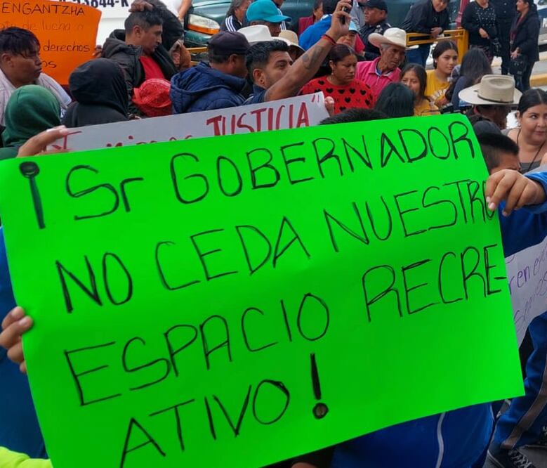 A poco más de un mes del conflicto entre ejidatarios y pobladores de la comunidad de Dengantzha, ya existe una firma de convenio que establece que se respetaría el predio de la primaria La Reforma, señaló Guillermo Olivares Reyna I Foto: Lorena Rosas