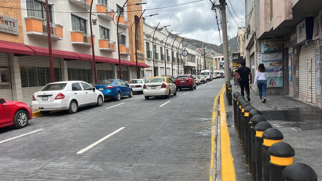 Reabren vialidad en Morelos tras siete meses de obras; comercios prevén lenta recuperación | Foto: Ricardo Calleja