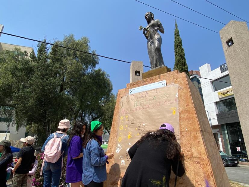 Miles de mujeres marchan en Pachuca para exigir justicia y el fin de la violencia | Foto: Luis Soriano