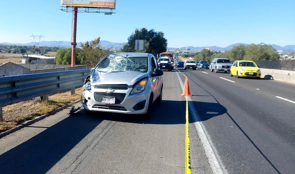 Ciclista fallece arrollado sobre la autopista México-Pachuca | Foto: Especial