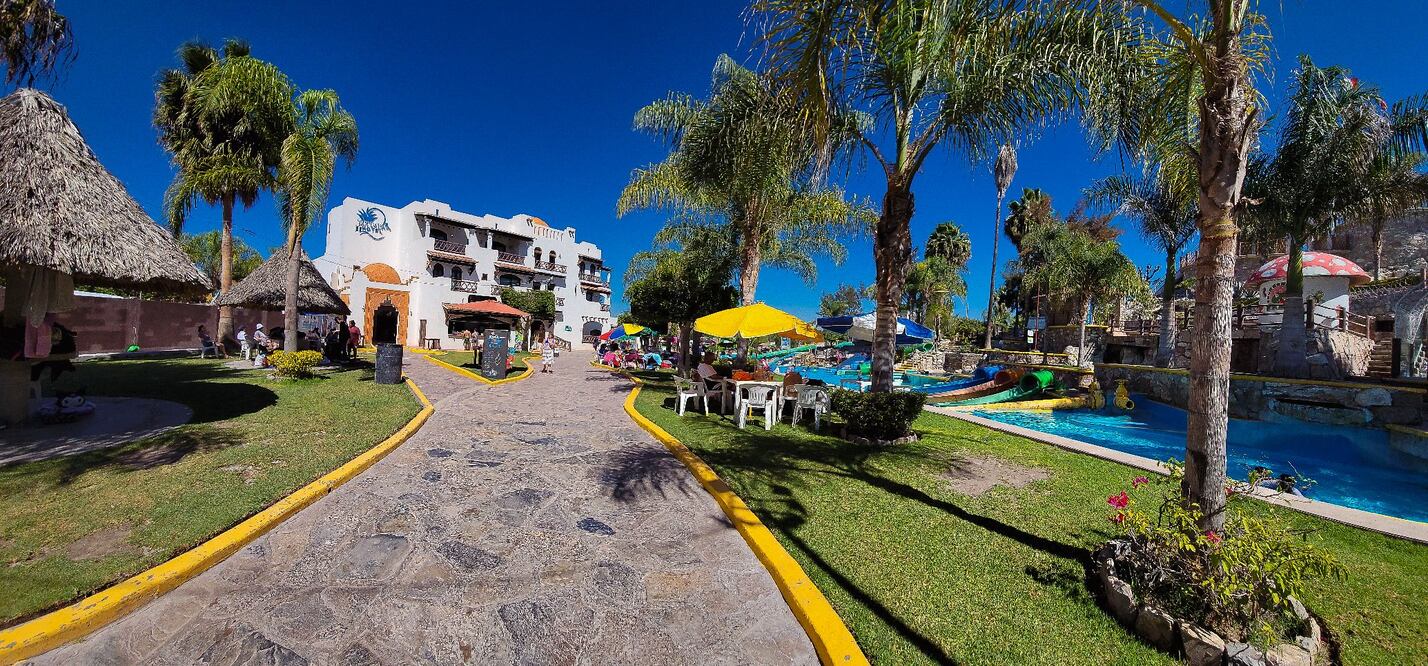 Facebook: Parque Acuático Maguey Blanco "Oficial"