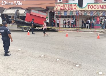 Detienen a mujer en Huejutla por agresión a inspectores tras clausura de su puesto de tacos