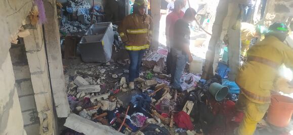 Taller de pirotecnia que explotó en Jaltocán era clandestino: PC