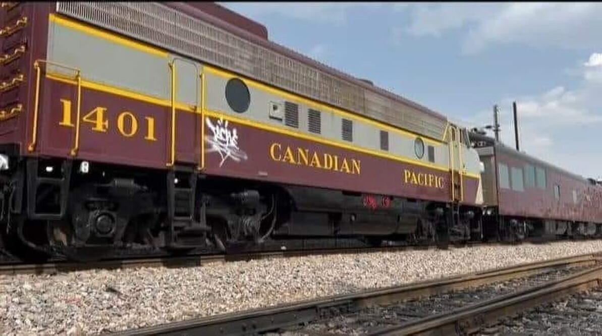 Grafitean al Empress 2816, conocido como la Emperatriz