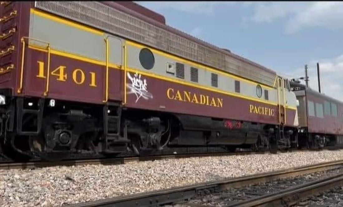 Grafitean al Empress 2816, conocido como la Emperatriz