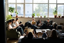 México, reprobado en lectura; también falla en acceso a internet en primarias