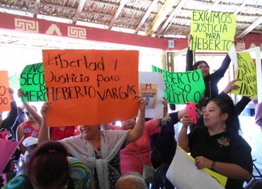 Se manifiestan comerciantes en informe de Ixmiquilpan