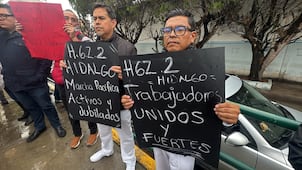 Trabajadores del IMSS en Tulancingo protestan por mejores salarios y condiciones laborales