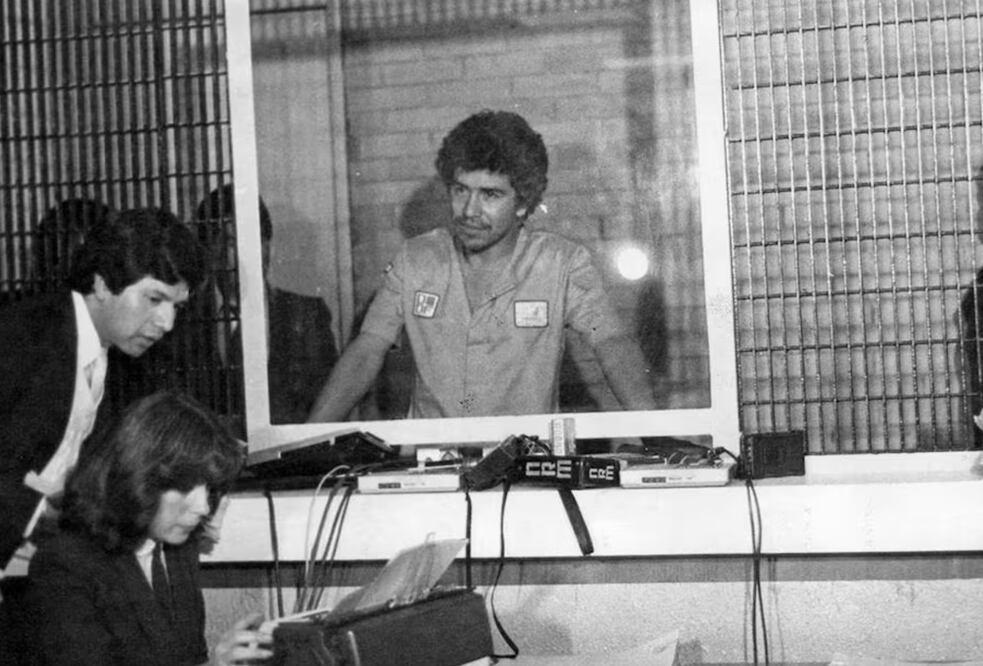 Rafael Caro Quintero escuha la lectura del expediente de su consignación. Archivo EL UNIVERSAL.