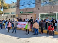ANUEE toma oficinas de CFE en Tulancingo por cobros “excesivos”