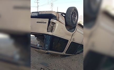 Camioneta es embestida por el tren en Teocalco