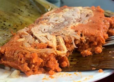 Santiago de Anaya celebra la 4° Muestra del Zacatamal en honor al Día de Muertos