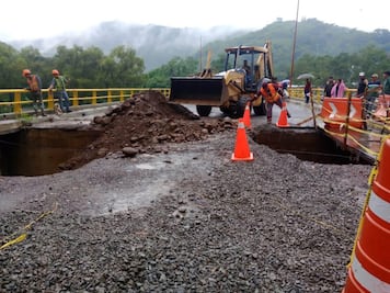 Dejan a escuelas decisión para suspender clases por lluvias en Hidalgo