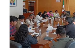 Regidores de San Salvador cuestionan procedimiento en adquisición de paneles solares