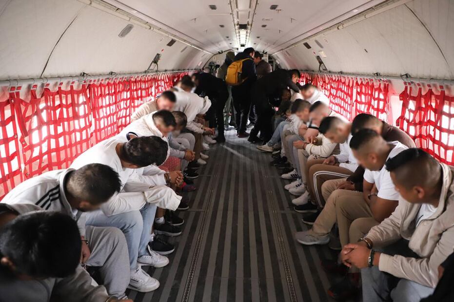 Trasladan vía aérea a reos peligrosos de Hidalgo para reubicarlos | Foto: Especial