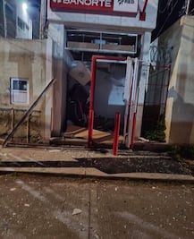 Explosión en cajero Banorte de Tulancingo; intentan robar con artefacto explosivo