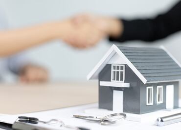 Congelan deudas impagables de créditos Infonavit firmados antes de 2013