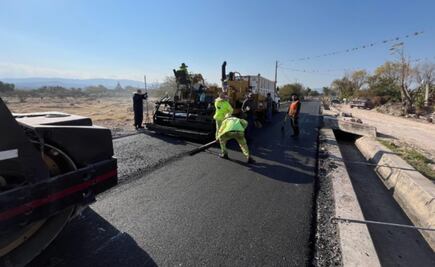 Rehabilitan camino en Alfajayucan para mejorar conectividad