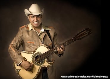 Plaza Juárez se vestirá de gala con Julión Álvarez para celebrar la Independencia de México