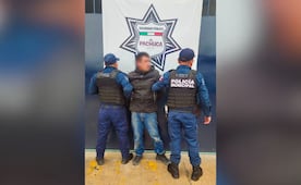 Detienen a presunto narcomenudista en Pachuca; le aseguran dosis de cristal y una báscula