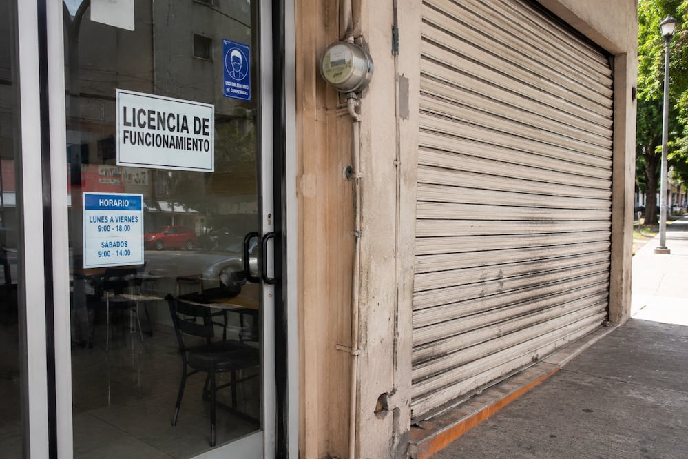 El Congreso de Hidalgo busca poner fin a los cobros desproporcionados | Imagen generada con IA