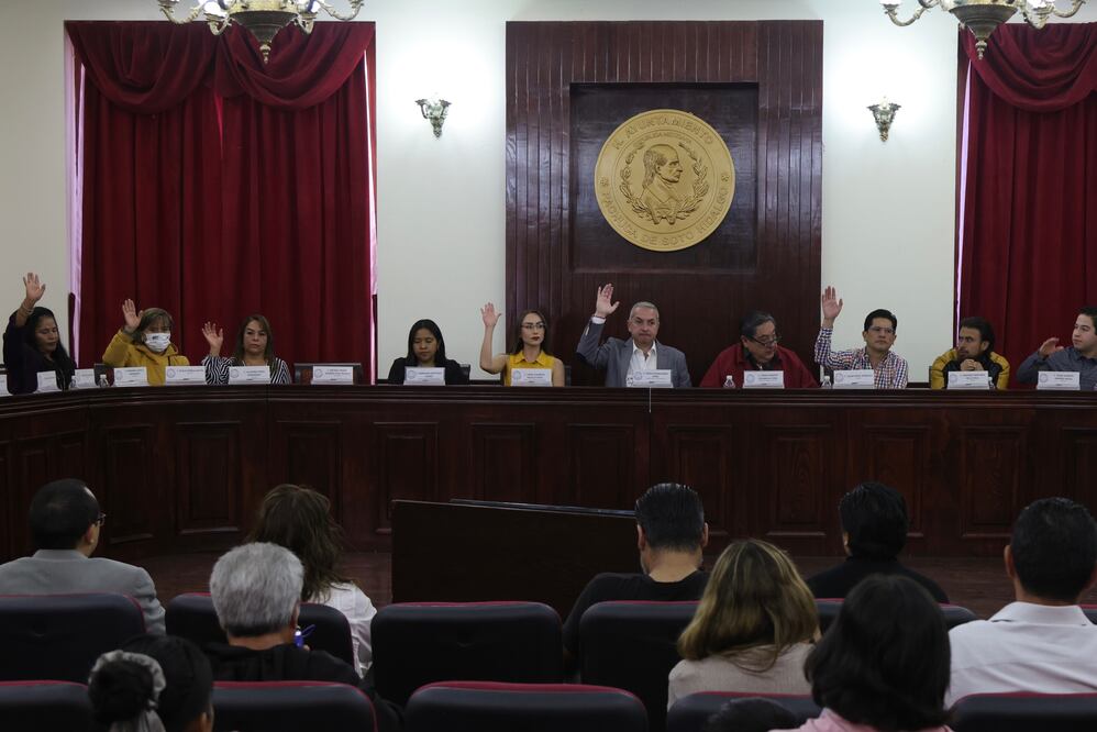 Los bares y similares comenzarían a vender a partir de las 14:00 a las 23:00 horas de la noche y sus clientes tendrán que abandonar el lugar a más tardar a medianoche.  Foto: Especial