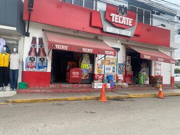 Franeleros y excesos de cobros de taxistas aquejan a asistentes de la feria