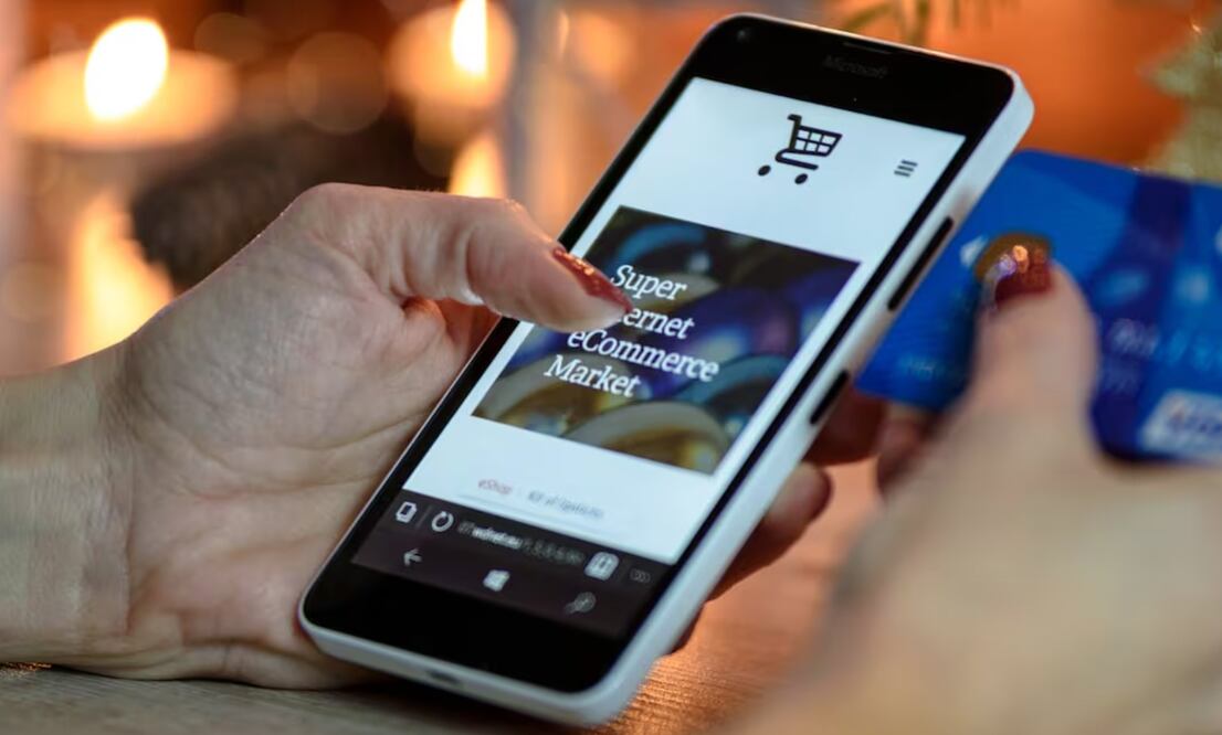 Toma en cuenta estas recomendaciones al comprar un celular. Foto: Pexels