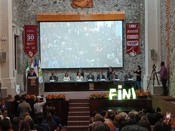 Con llamado a la paz, inauguran el FINI 2024 en la UAEH