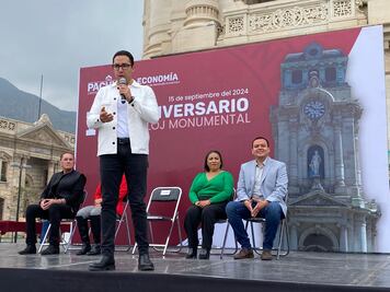 Conmemoran 114 aniversario del Reloj Monumental; van por su remodelación