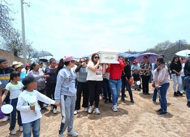 Familiares y amigos dieron el adiós a niña asesinada en Tulancingo