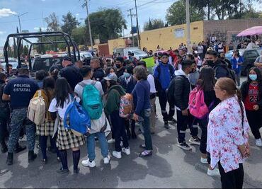 Estudiante de secundaria lesionado con arma blanca tras riña afuera de escuela en Tizayuca