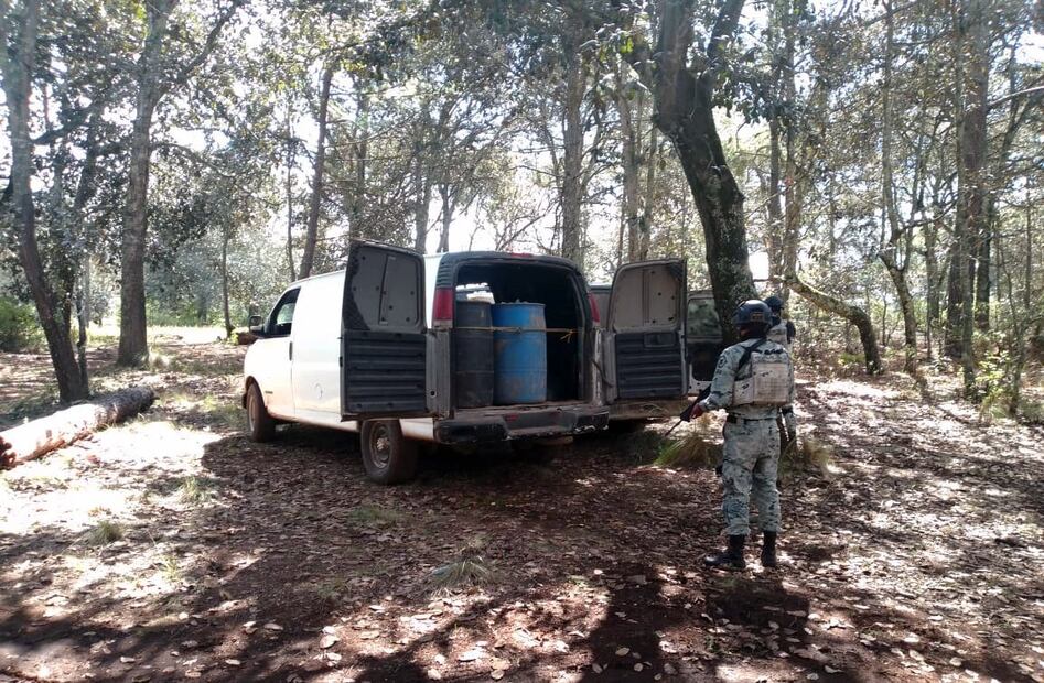 Ejército asegura cuatro camionetas de huachicoleros en Cuautepec | Foto: Especial
