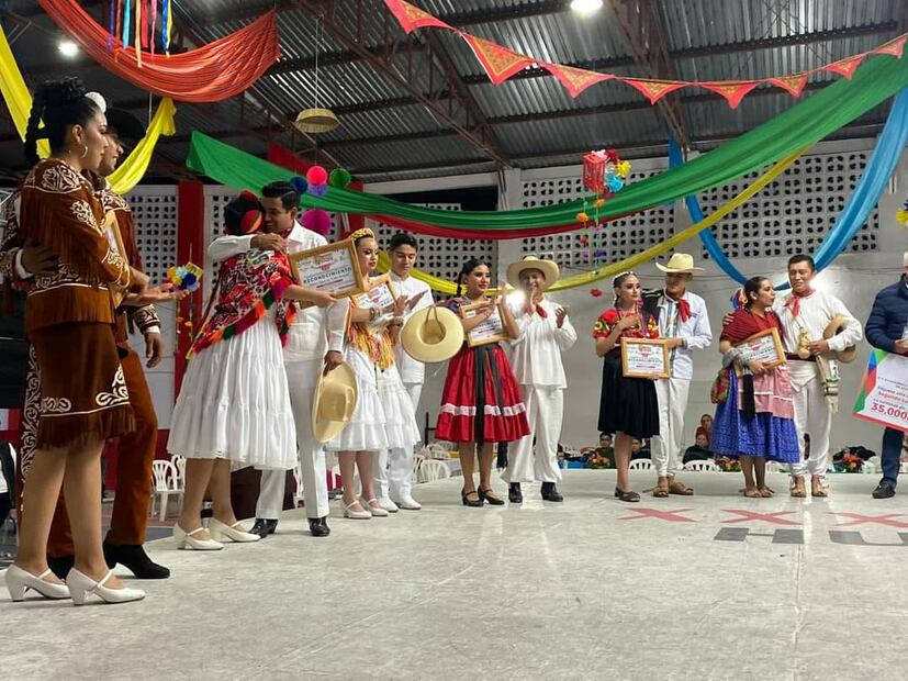 Alistan concurso nacional de huapango edicion XXXIV en jacala de Ledezma

Foto: Facebook Gobierno Municipal de Jacala