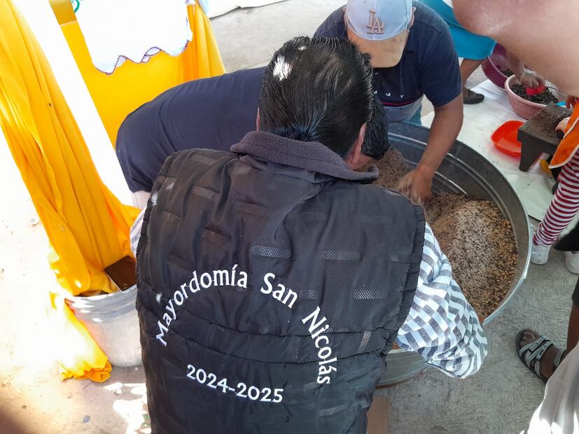 El municipio de Ixmiquilpan es rico en cultura y tradiciones, una de ellas es la molienda del cacao que se efectúa en la comunidad de San Nicolás cada año I Foto: Erika Gutiérrez