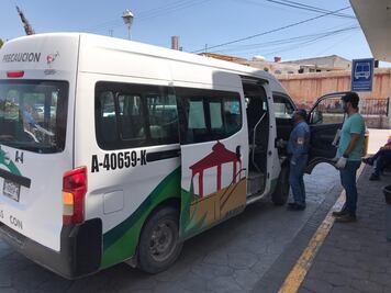 Permiten descenso de pasajeros en el centro de Alfajayucan para dos rutas de transporte público