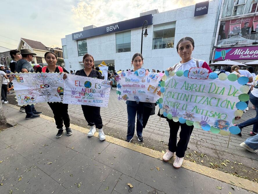 Tulancingo realiza su primera caminata por la neurodivergencia | Foto: Especial