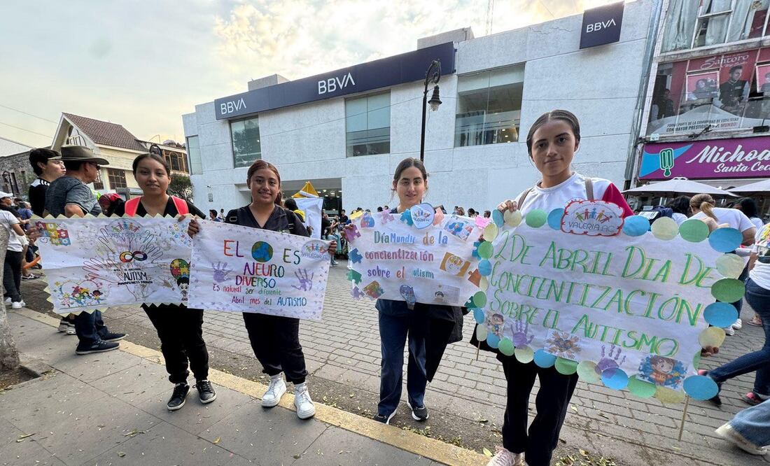 Tulancingo realiza su primera caminata por la neurodivergencia | Foto: Especial