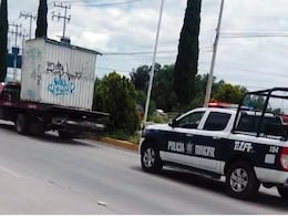 Realizan operativo para retiro de puestos ambulantes ubicados en la vía pública en Tizayuca