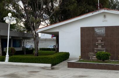 El gobernador aseguró el bono de fin de año a jubilados: SNTE