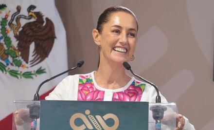 "Comandata Suprema": Claudia Sheinbaum recibe primer saludo y reconocimiento de las Fuerzas Armadas