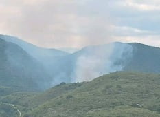 Incendio en relleno sanitario de Jacala lleva casi 24 horas activo
