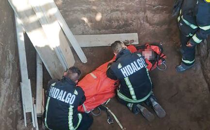 Bomberos de Hidalgo salvan a pareja de la tercera edad de una trampa mortal