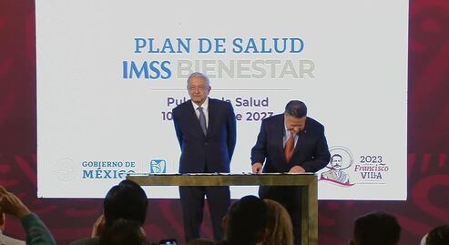 Hidalgo y 22 entidades firman federalización de servicios de salud