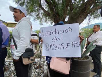 Exigen pobladores cancelación de basurero de Tula; construcción ya va al 90%